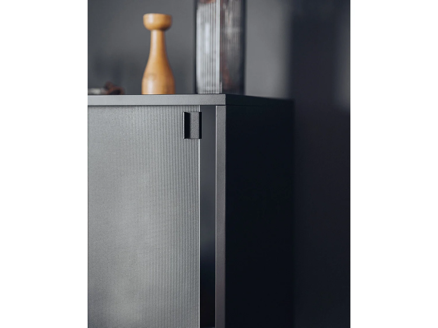 Buffet vitré noo.ma Midnight Blue 70x109x40 cm, 1 porte, étagère amovible