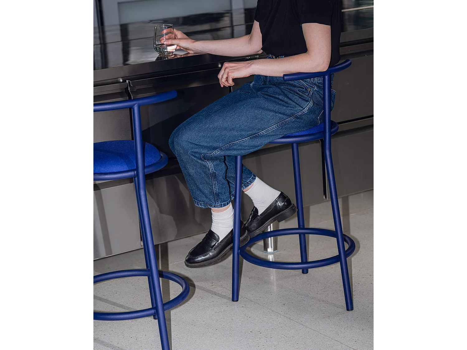 Tabouret de bar Hogo - assise rembourrée, design contemporain, avec ou sans dossier