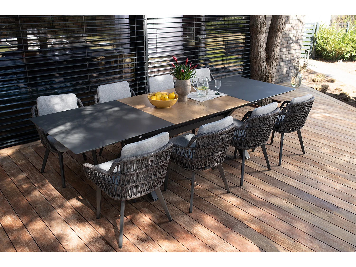 Moderner Outdoor-Tisch Tropea + 8 Graue Stühle Set - Elegante & Funktionale Aluminium-Gartenmöbel