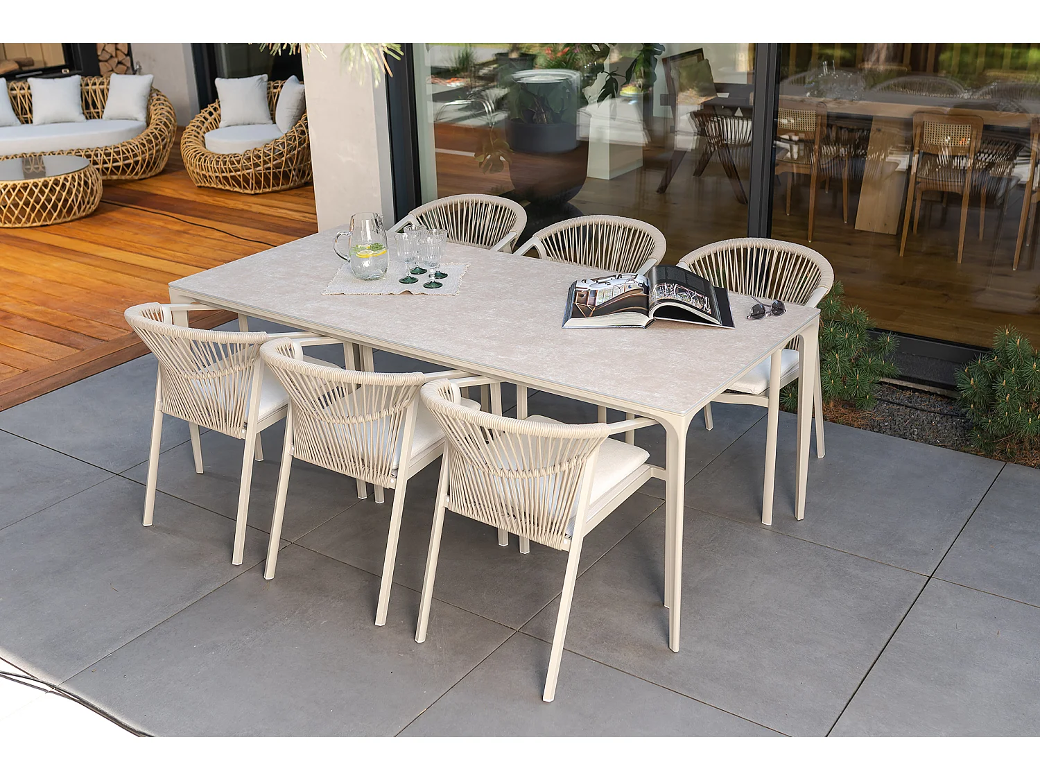 Ensemble de mobilier de repas de jardin en aluminium Bari Mare – Table + 6 chaises