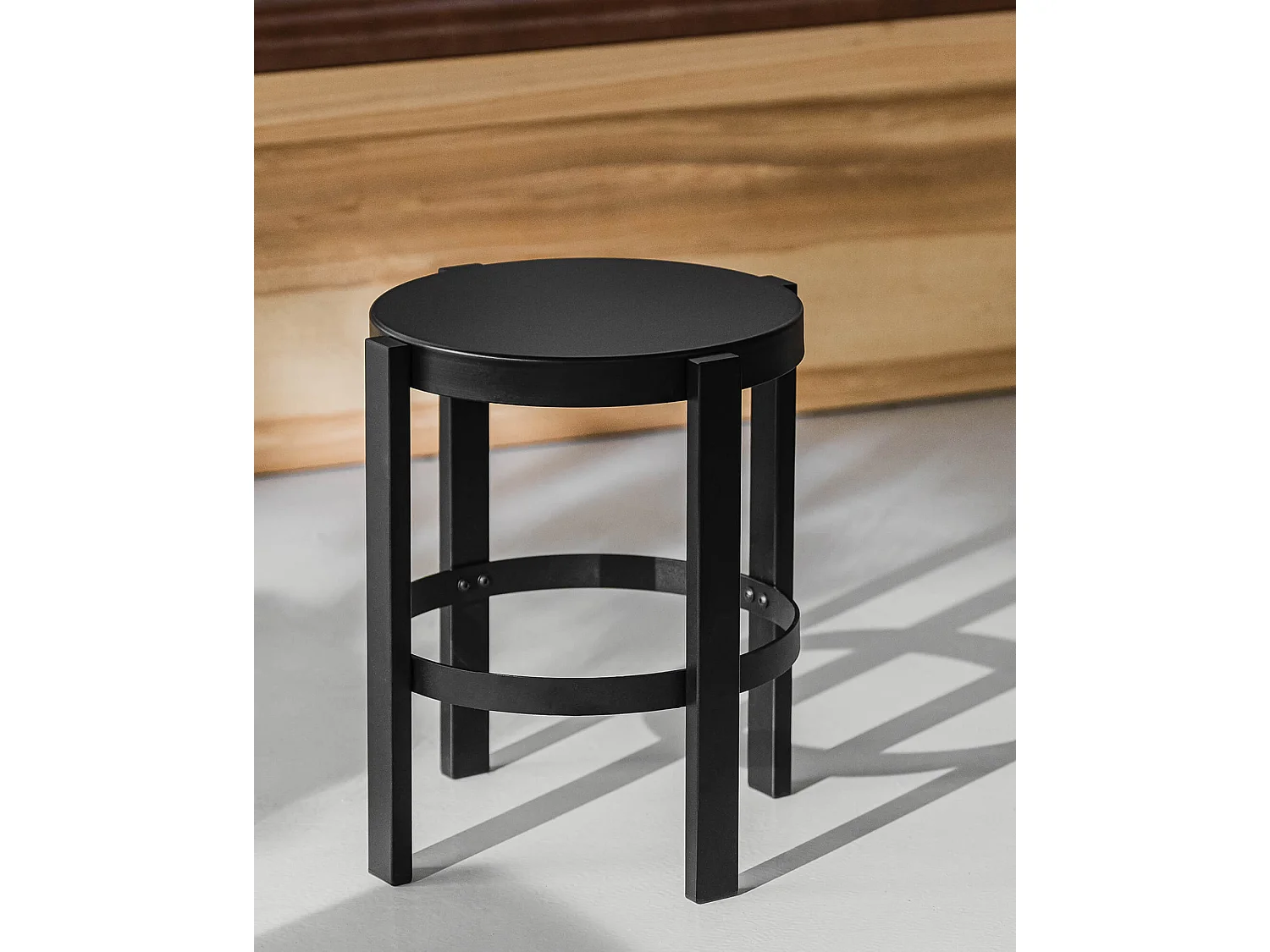 noo.ma Tabouret Doon - sgabello rotondo in acciaio, versatile, vari colori