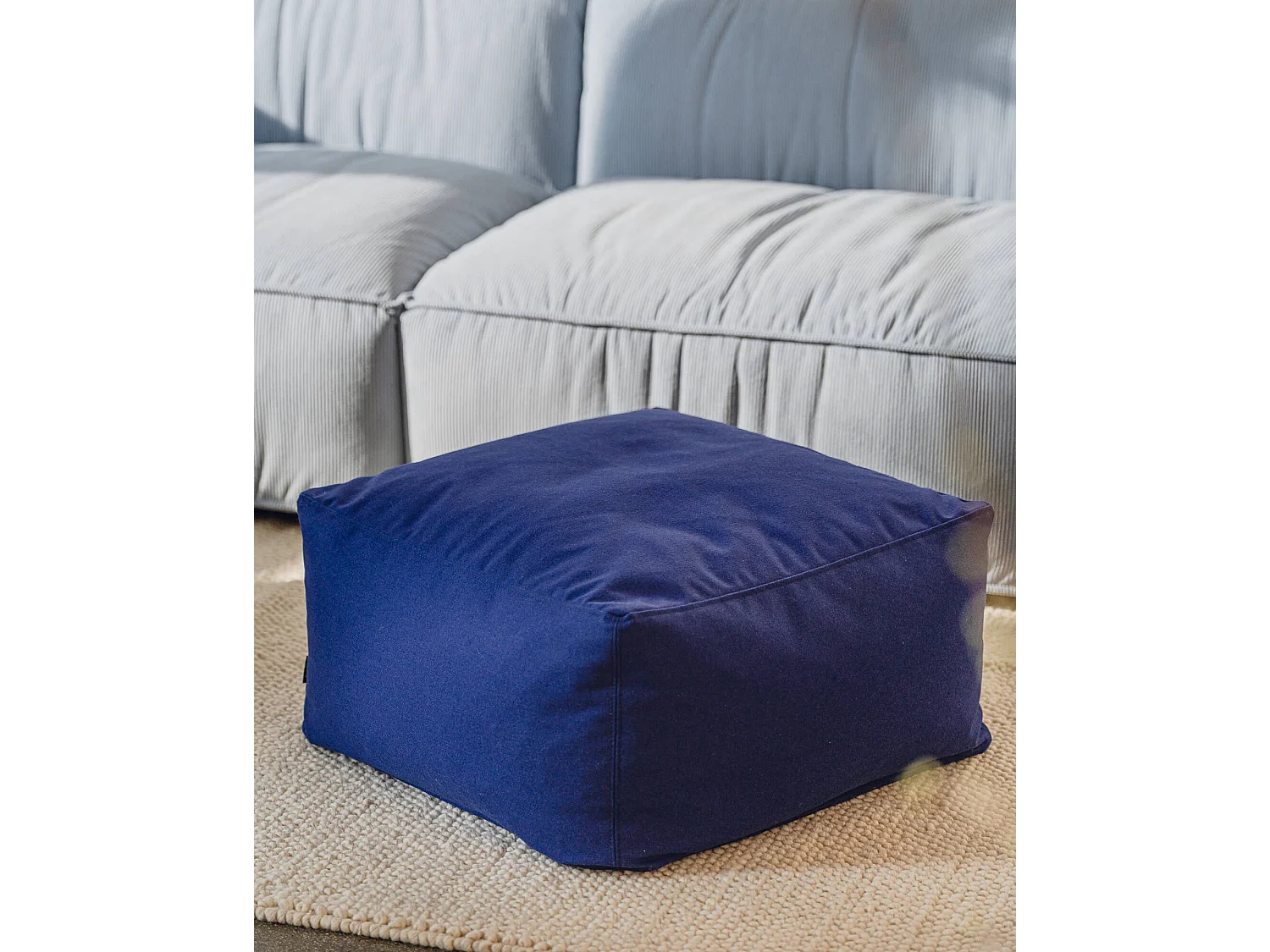 Pouf Keno noo.ma - Pouf frameless moderno in bouclé Cloud Beige 63x36 cm