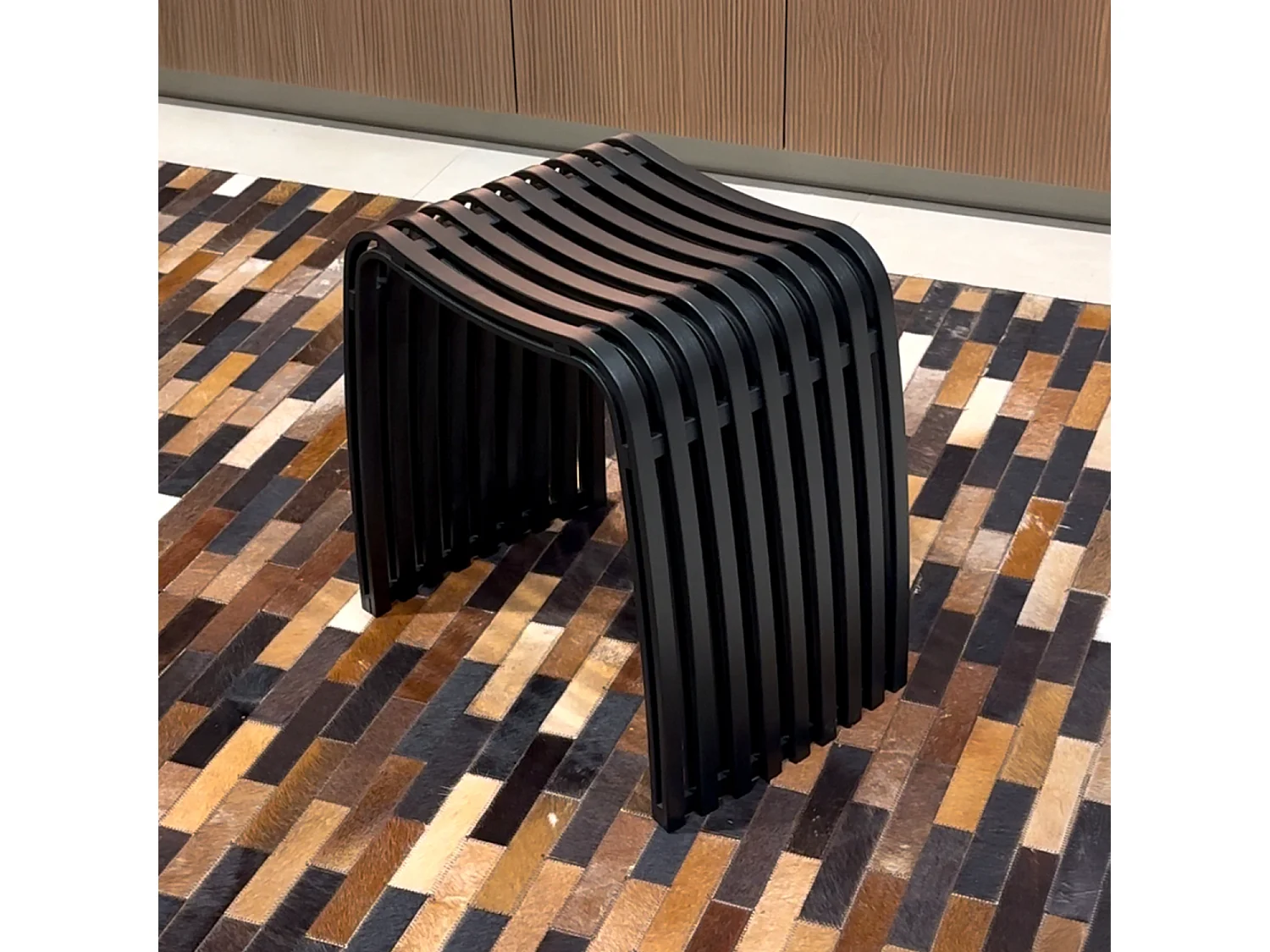 Tabouret en bambou noir Vogue