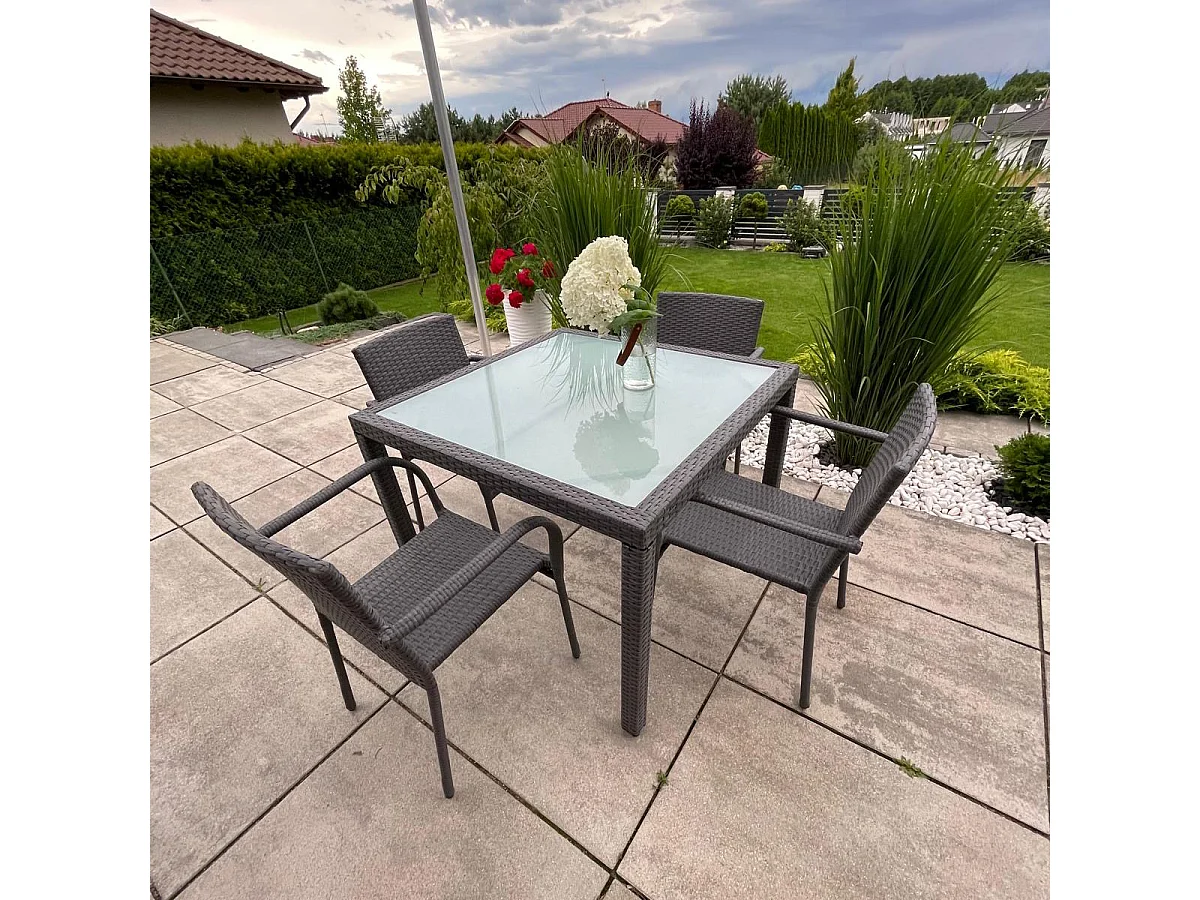 Set van 4 Rio grijze tuintafel en stoelen
