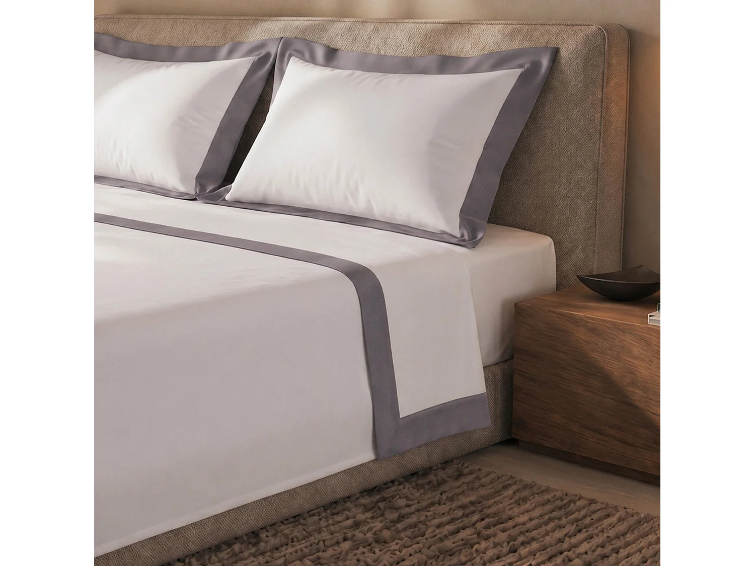 Bettwäsche-Set Doppelbett 100% Baumwolle mit Satin-Bordüre Dunkelgrau | Bettlaken 250x295 cm, Spannbettlaken 175x200 cm e 2 Kissenbezüge im Set