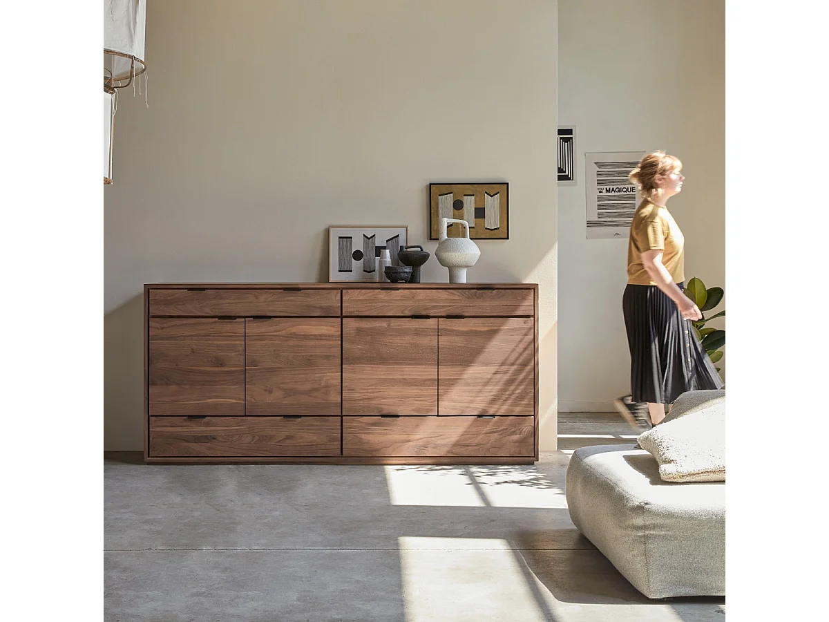 Sideboard Senson aus massivem Nussbaumholz 200