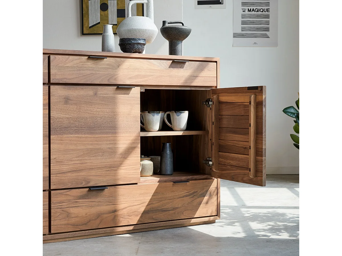 Sideboard Senson aus massivem Nussbaumholz 200