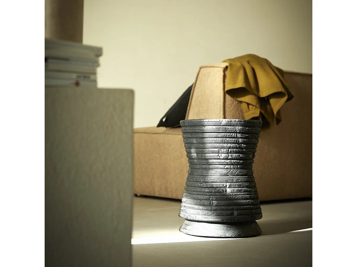 Diabolo - Tavolino in teak massiccio nero
