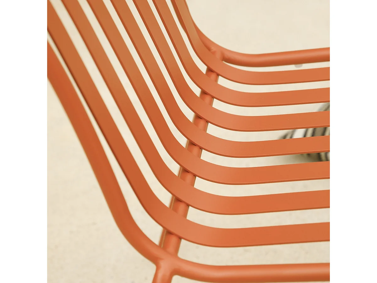 Teo - Gartenmöbel Set aus massivem Teak und orangefarbenem Metall 4 Stühle