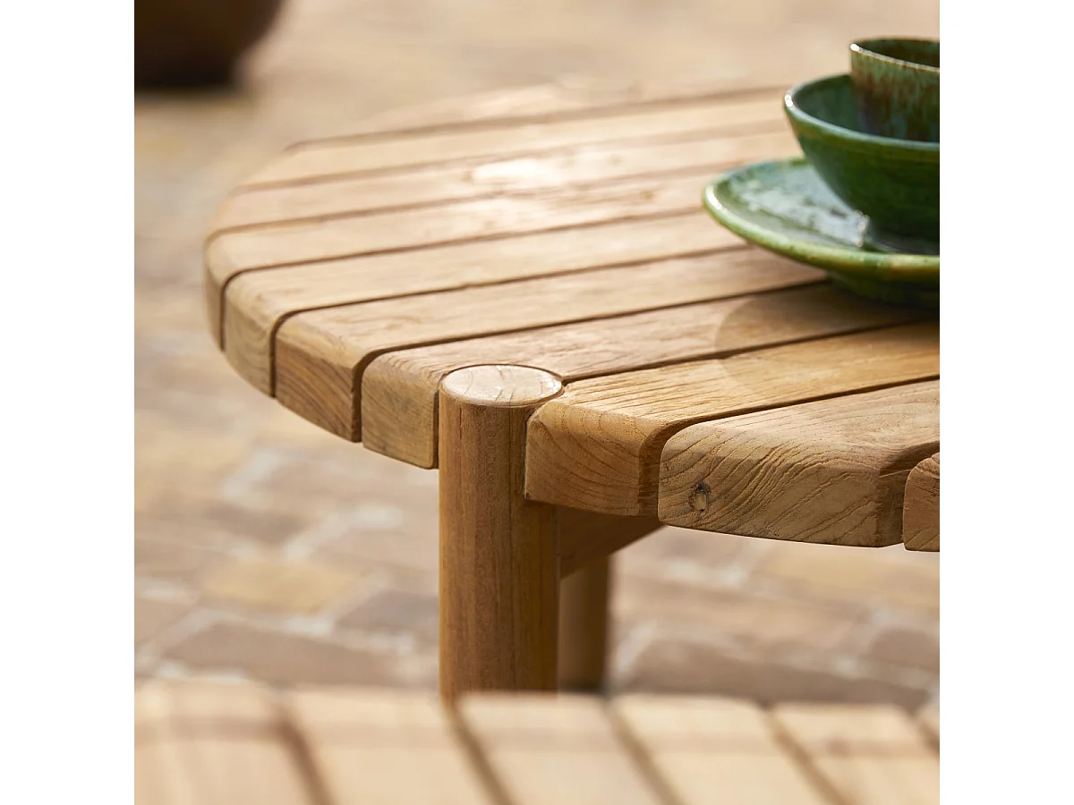 Garten-Couchtisch Hélen aus massivem, recyceltem Teakholz