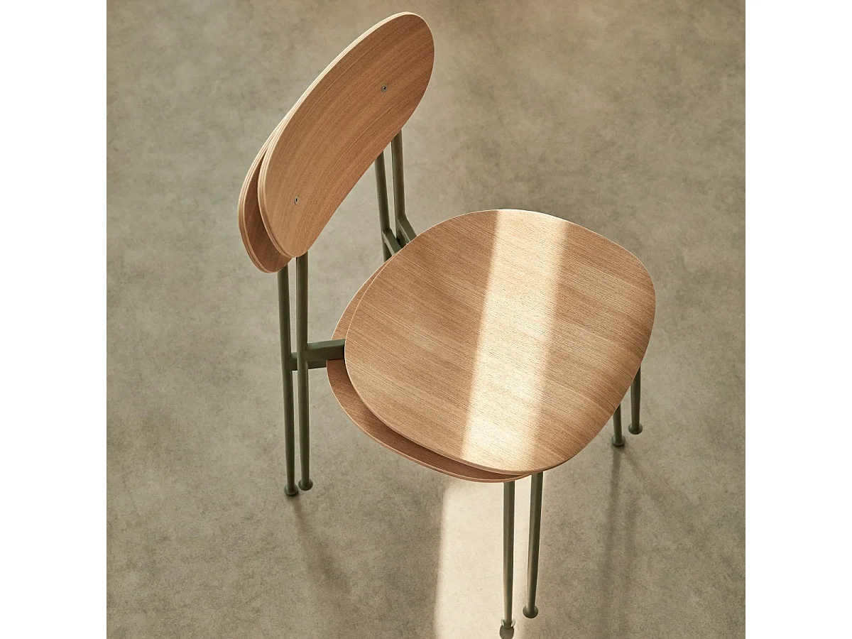 Lilo - Chaise en frêne et métal vert