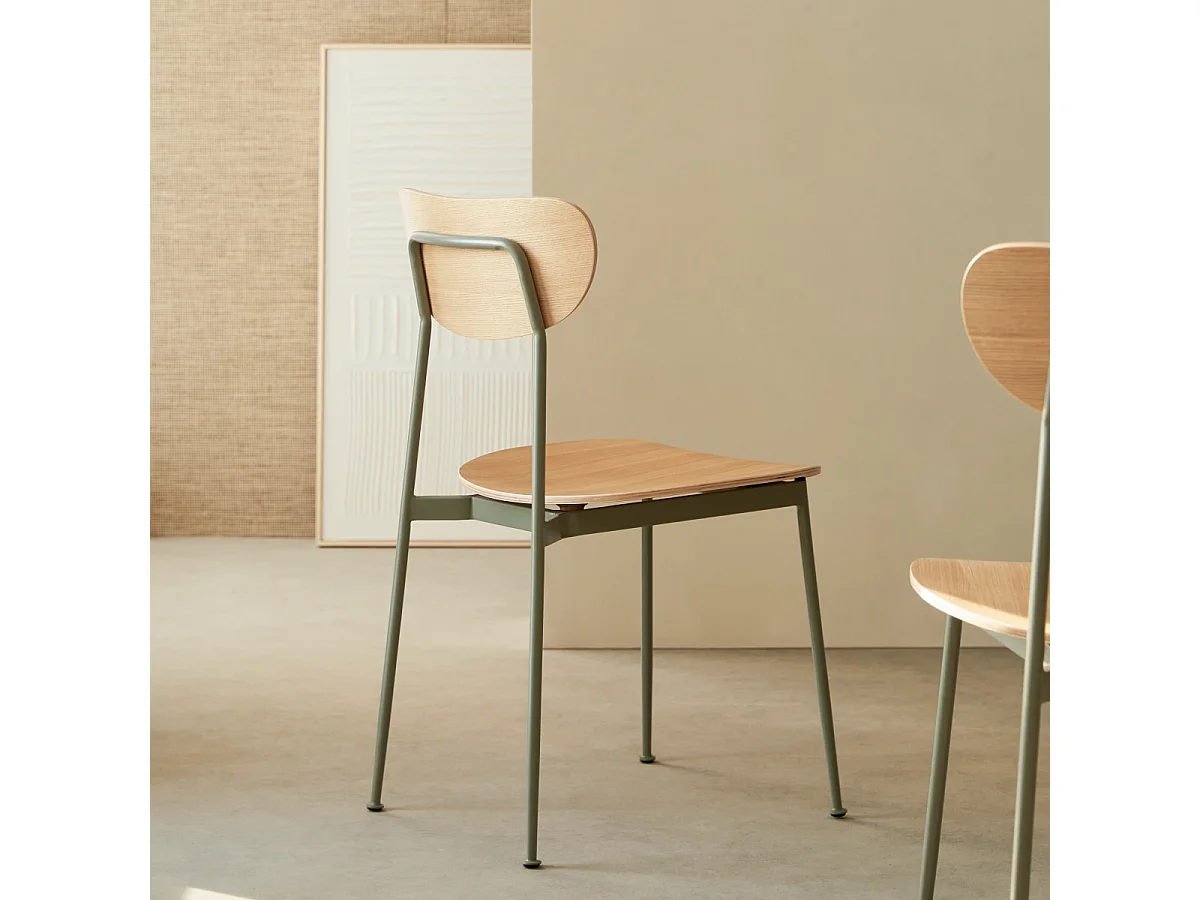 Lilo - Chaise en frêne et métal vert