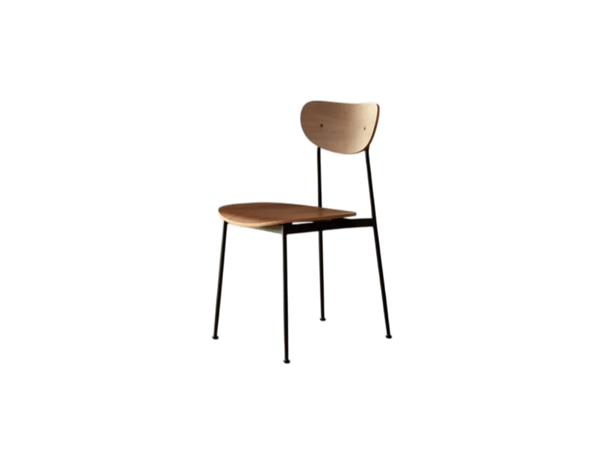 Lilo - Chaise en noyer et métal noir