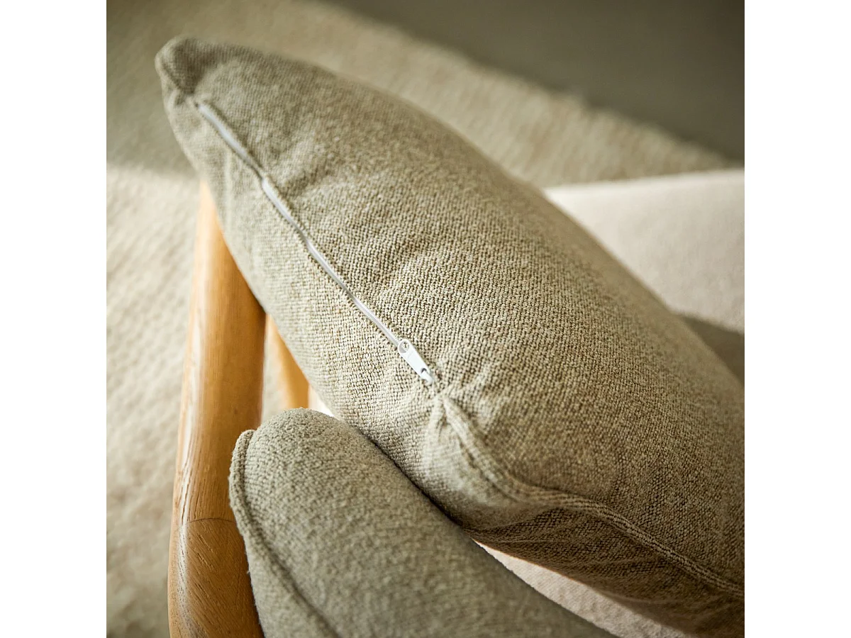 Poltrona in rovere massello e tessuto grigio Lya
