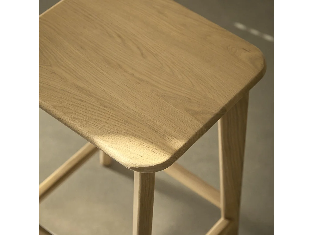 Barhocker Abel aus massiver Eiche