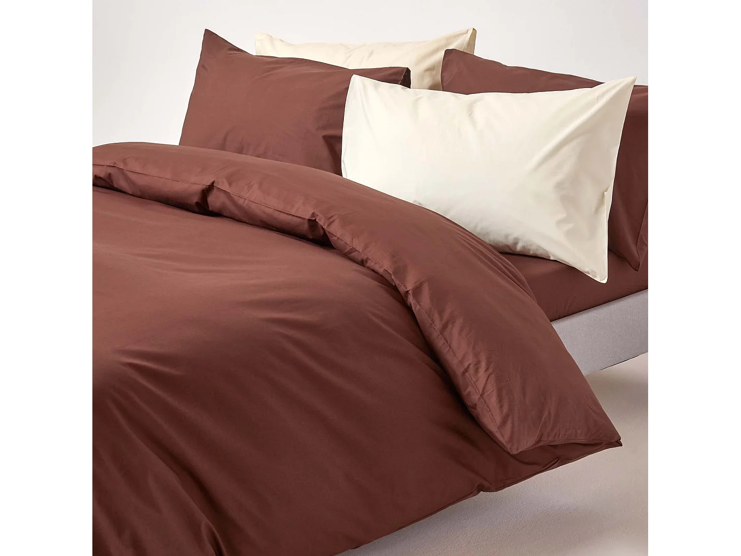 Parure de lit 100% coton égyptien 200 fils marron chocolat, 240x220cm - HOMESCAPES
