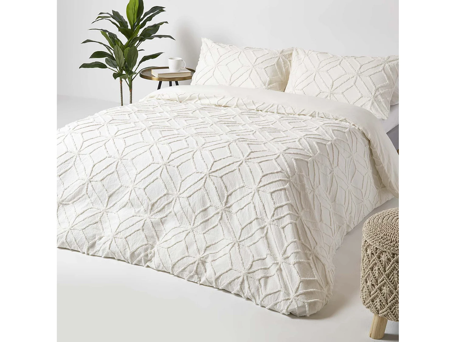 Homescapes White Diamond Cotton Tufted Duvet Cover Set, King