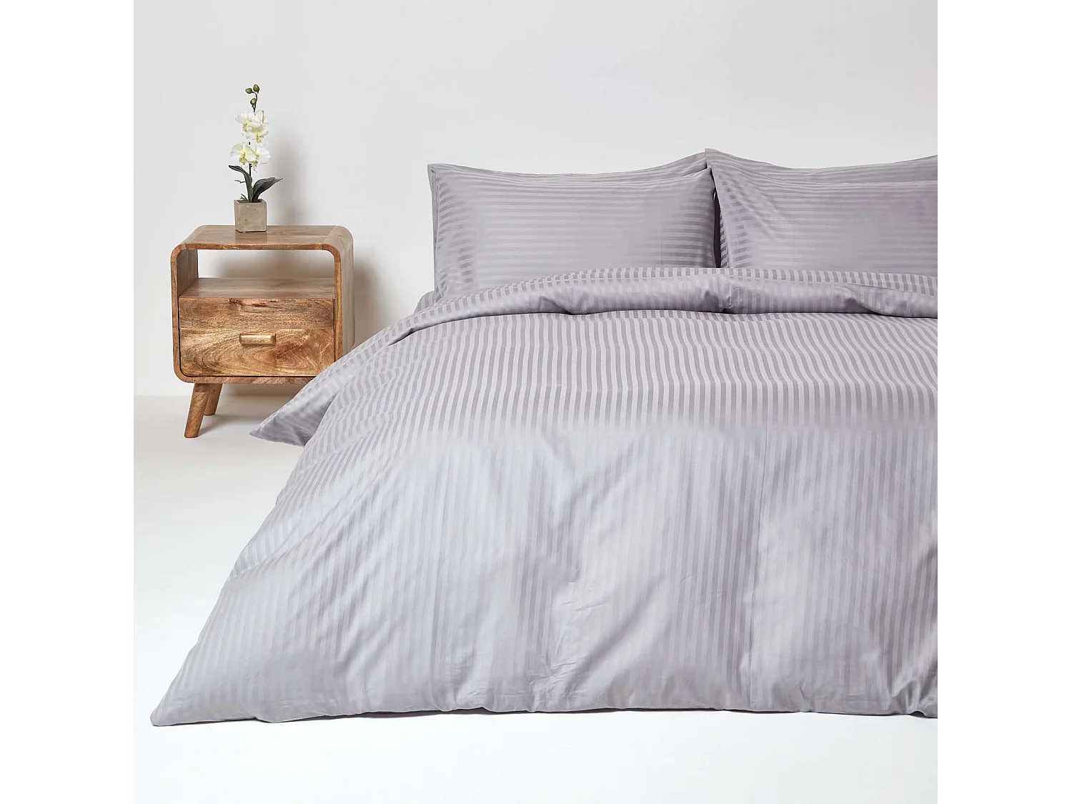Homescapes Grey Egyptian Cotton Stripe Duvet Cover and Pillowcases 330 TC, Single