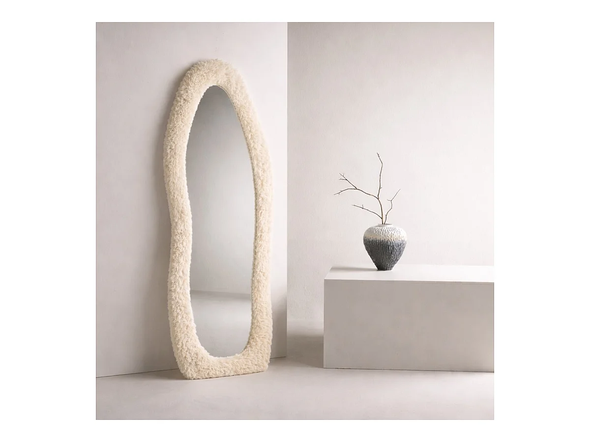 Miroir Imitation Fourrure "Mirza" 160cm Beige