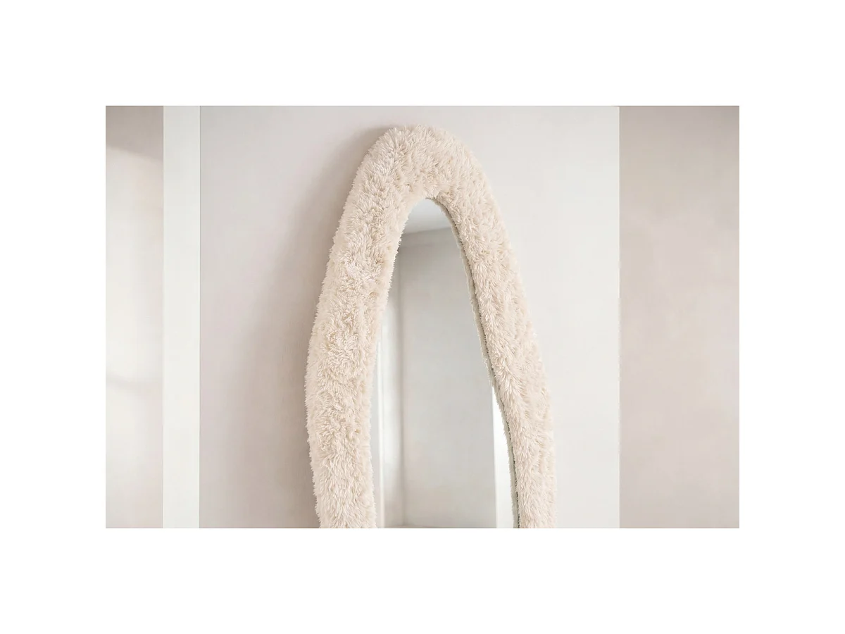 Miroir Imitation Fourrure "Mirza" 160cm Beige