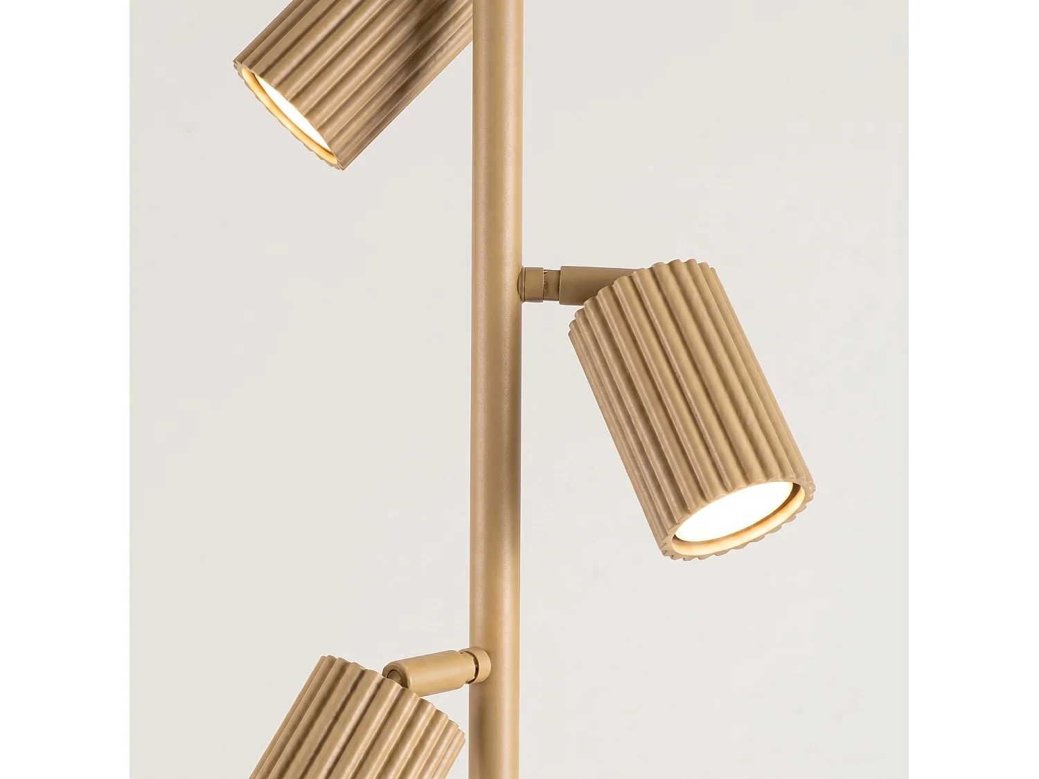 Stehlampen KARBON minimalistisch aus  Aluminium - 3 lichtquellen - L.30 x H. cm - gold