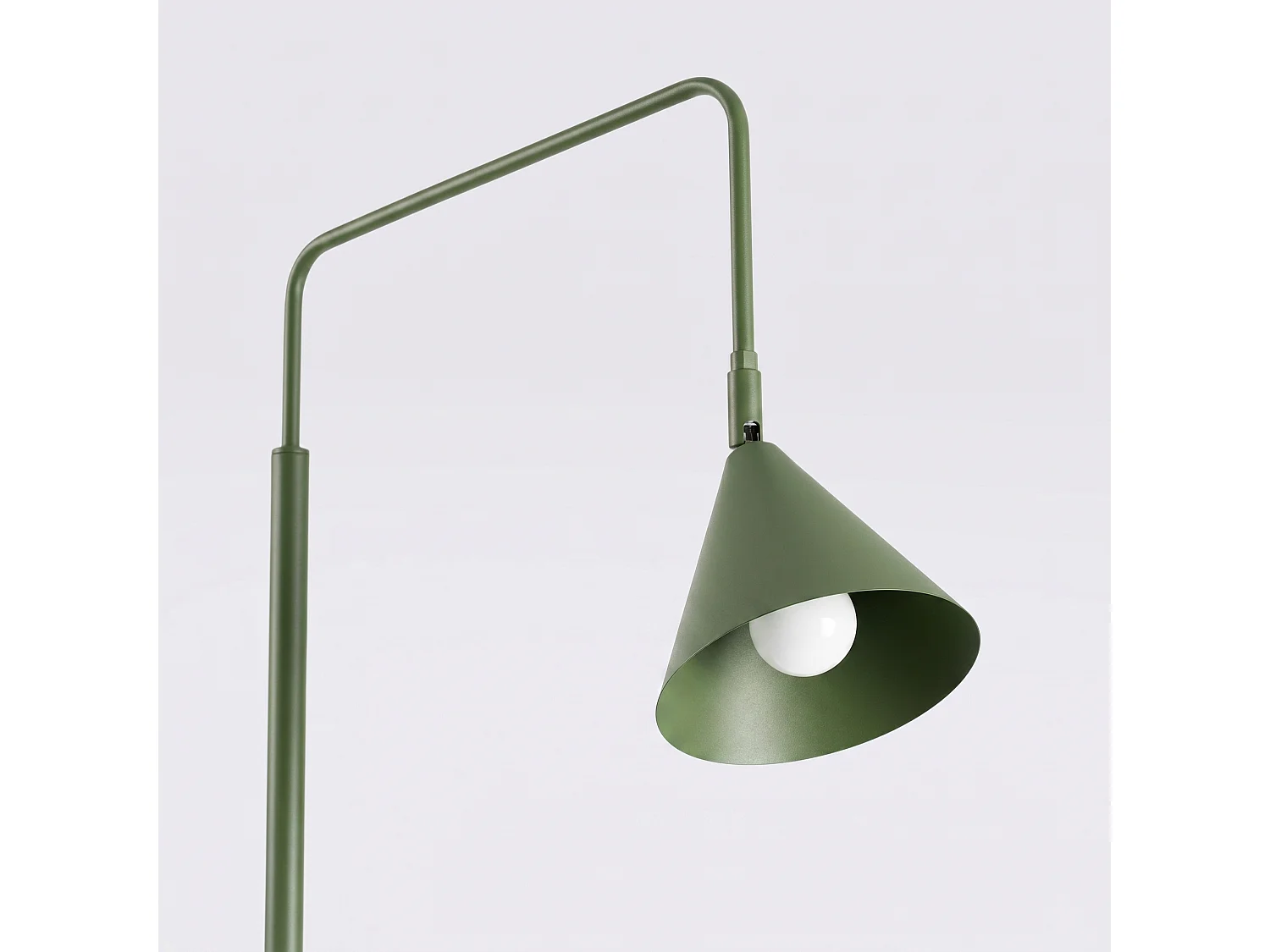 Stehlampen NOX modern aus  Stahl - 1 lichtquellen - L.30 x H. cm - olivgrün