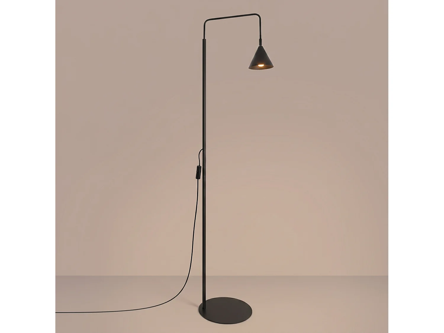 Stehlampen NOX modern aus  Stahl - 1 lichtquellen - L.30 x H. cm - schwarz