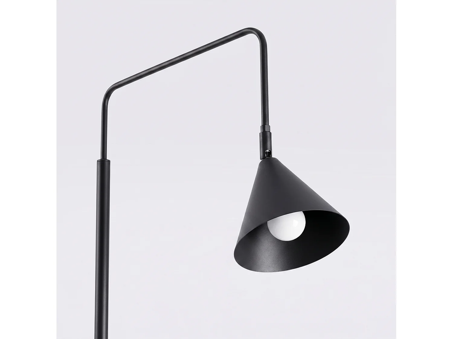 Stehlampen NOX modern aus  Stahl - 1 lichtquellen - L.30 x H. cm - schwarz