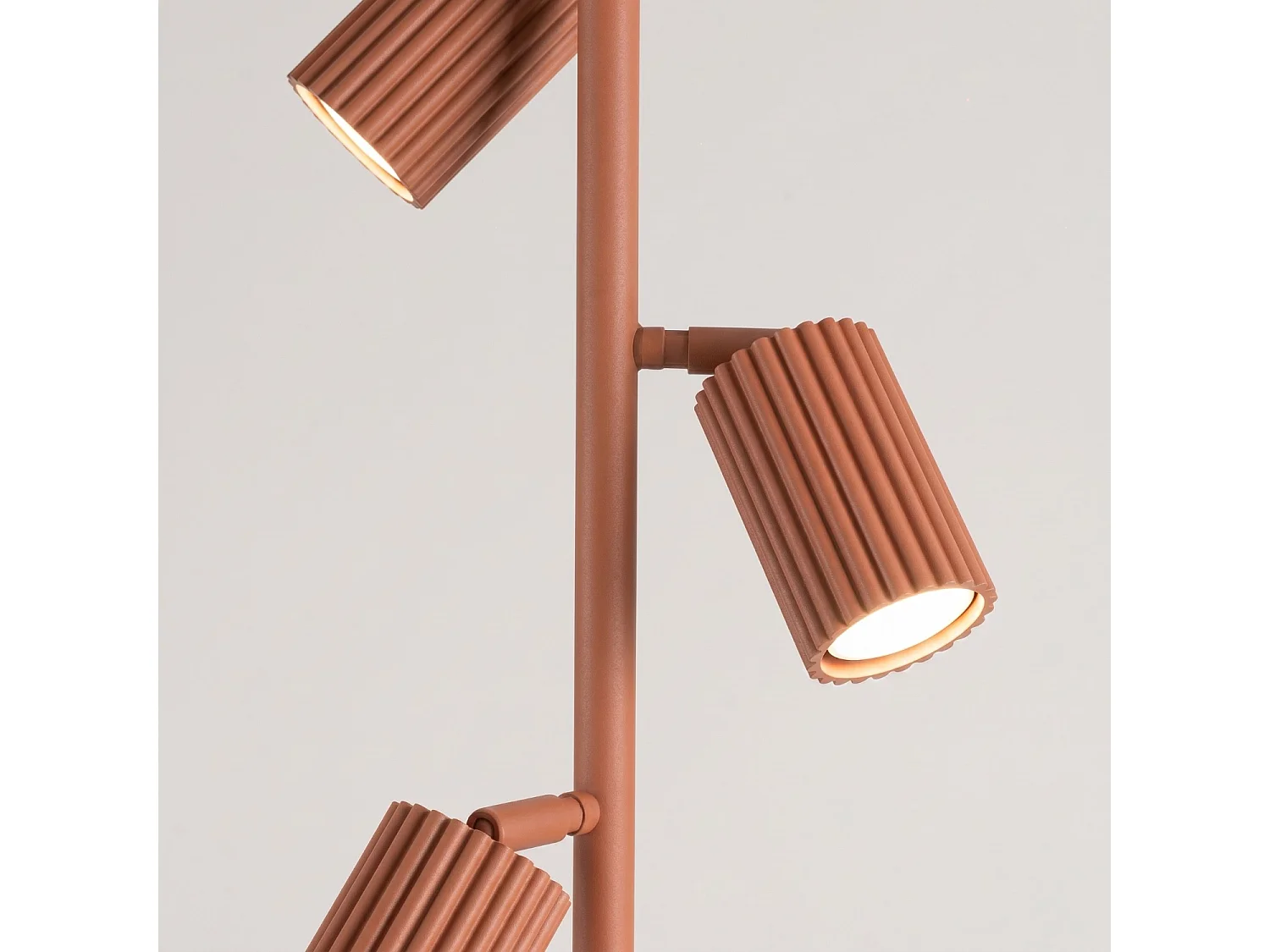 Stehlampen KARBON minimalistisch aus  Aluminium - 3 lichtquellen - L.30 x H. cm - rotocker