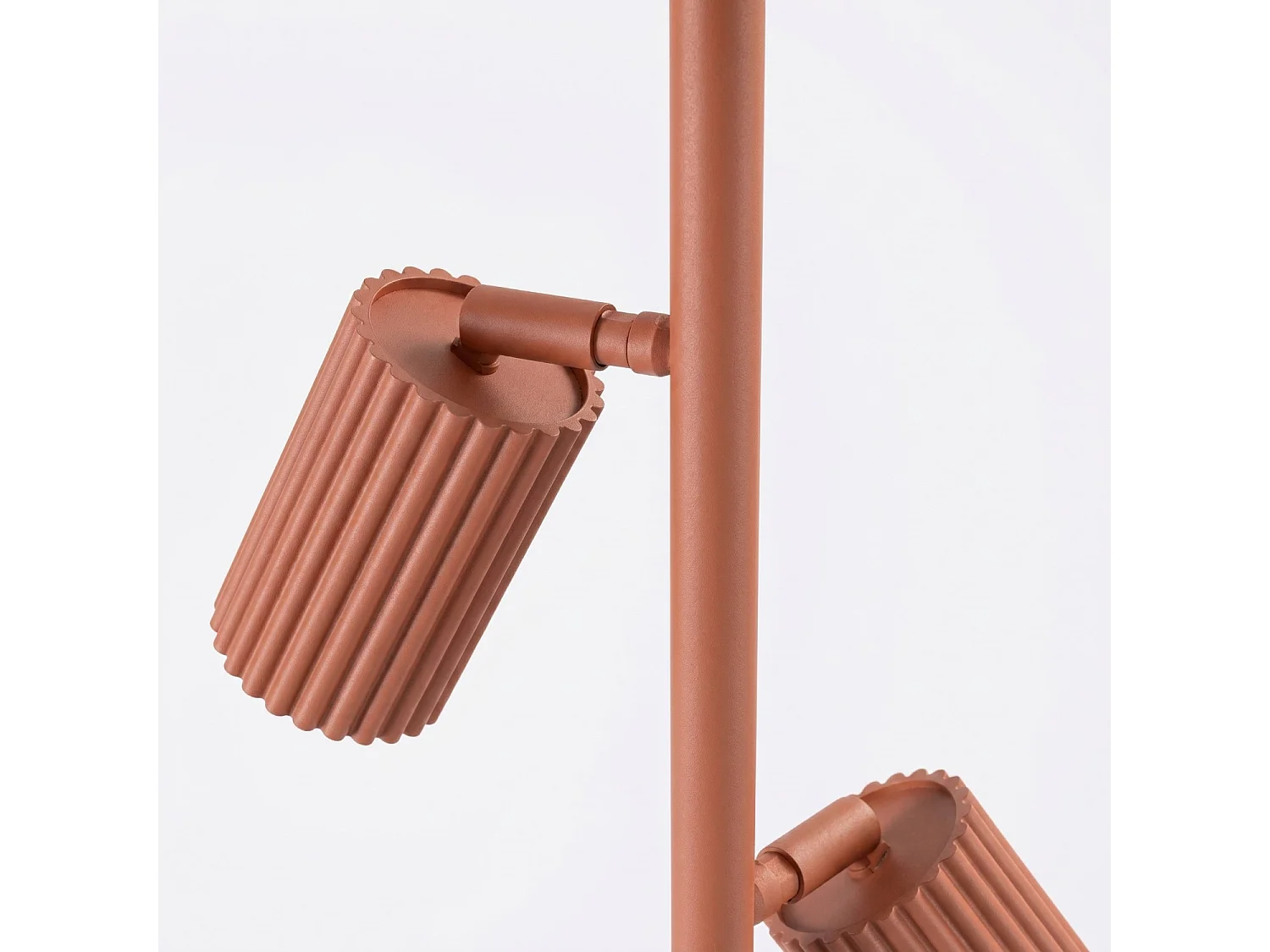 Stehlampen KARBON minimalistisch aus  Aluminium - 3 lichtquellen - L.30 x H. cm - rotocker