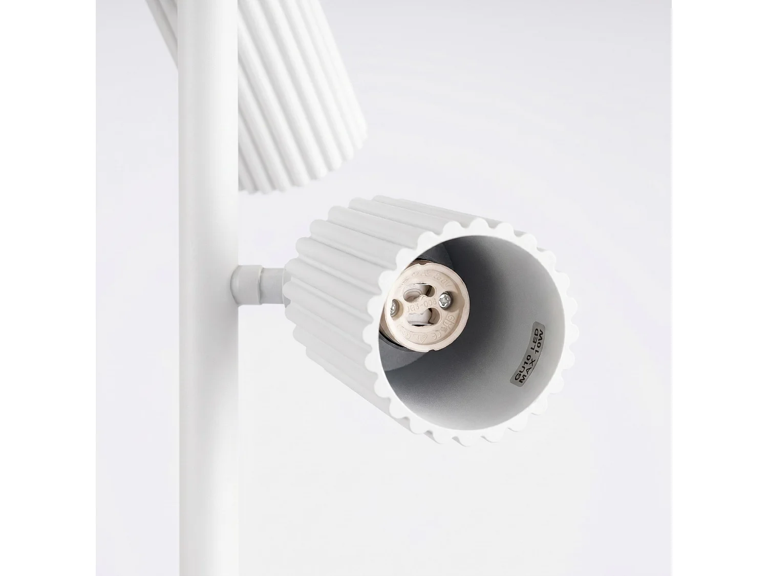 Stehlampen KARBON minimalistisch aus  Aluminium - 3 lichtquellen - L.30 x H. cm - weiß