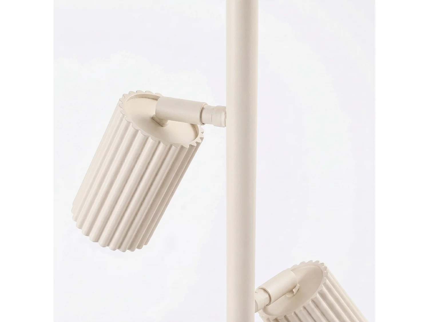 Stehlampen KARBON minimalistisch aus  Aluminium - 3 lichtquellen - L.30 x H. cm - beige