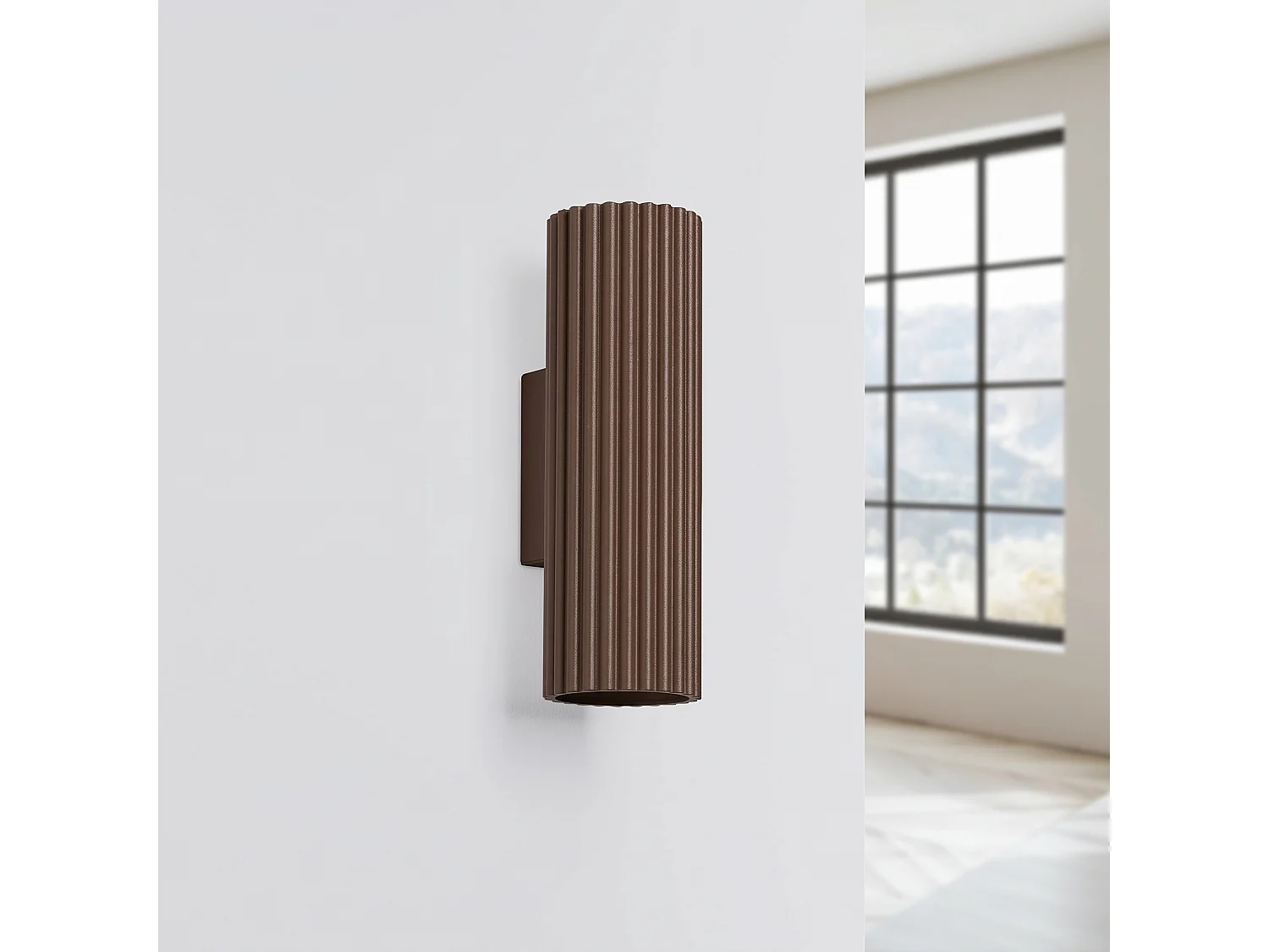 Applique minimaliste en aluminium - 2 sources lumineuses - L.6,5 x H.20 cm - marron