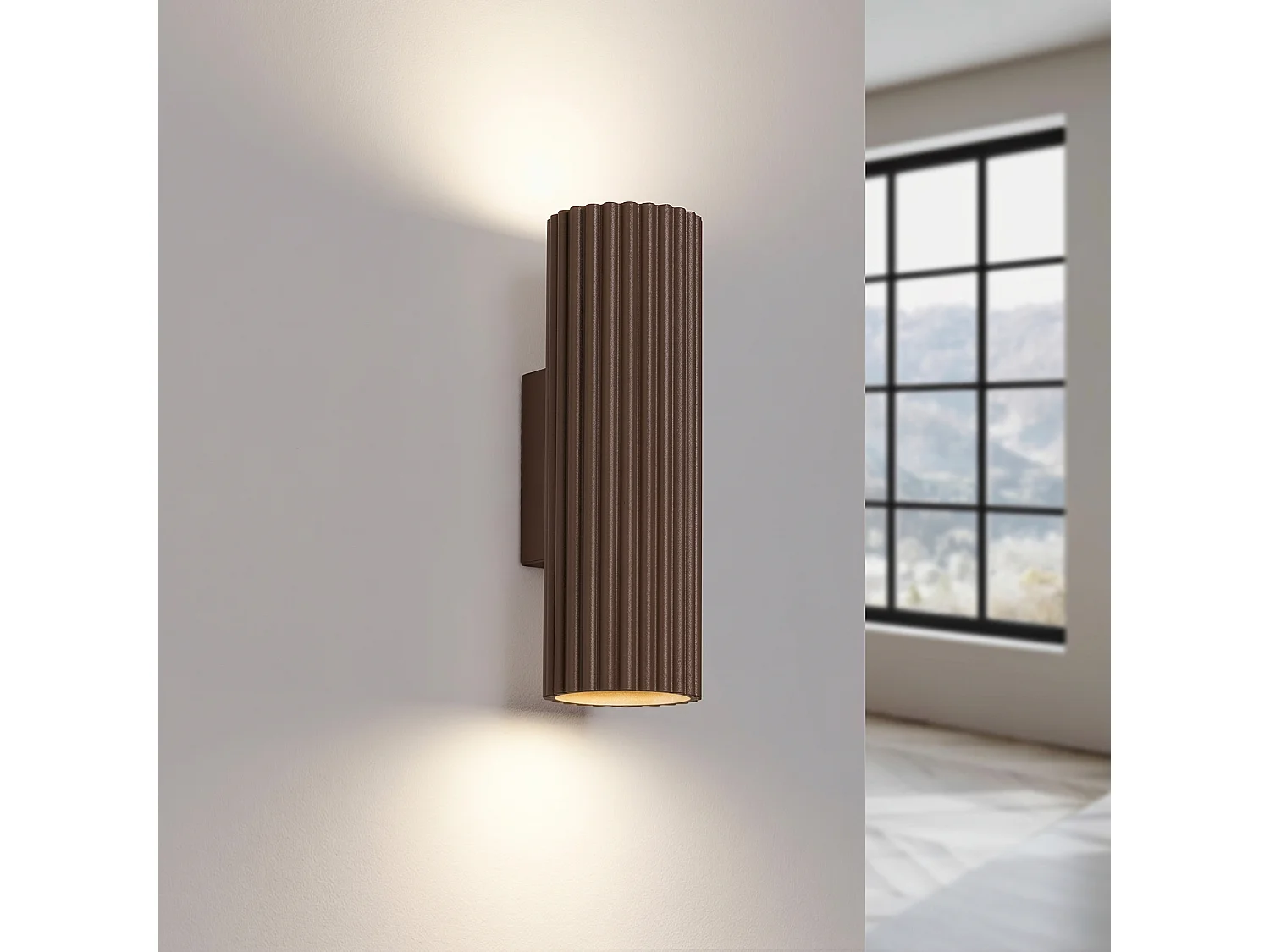 Applique minimaliste en aluminium - 2 sources lumineuses - L.6,5 x H.20 cm - marron
