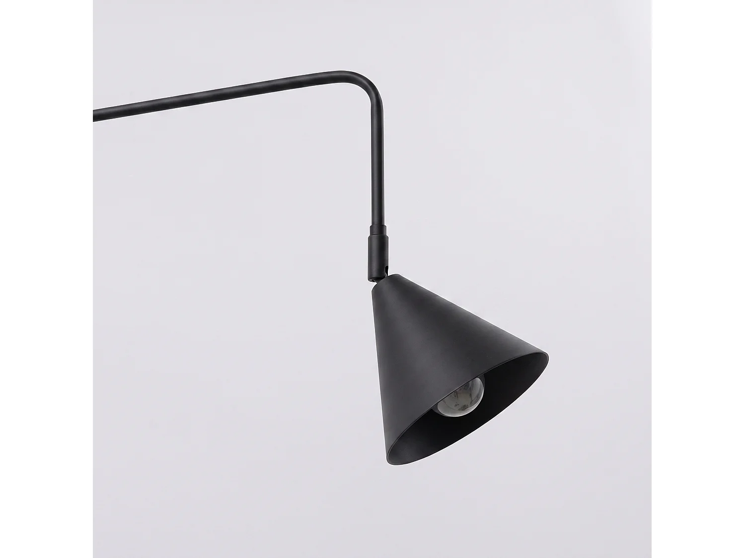 Appliques NOX moderne en acier - 2 sources lumineuses - L.150 x H.30 cm - noir