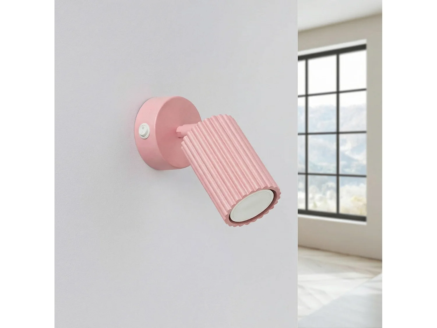 Applique minimaliste en aluminium - 1 sources lumineuses - L.8 x H.16 cm - rose