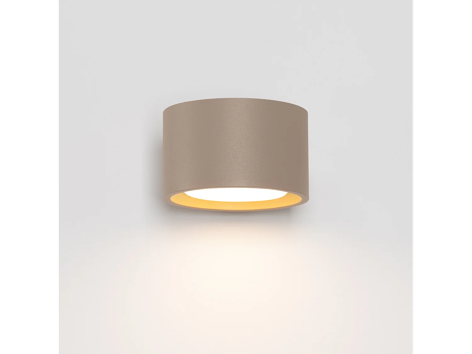Applique minimaliste en aluminium - 1 sources lumineuses - L.10 x H.6 cm - taupe
