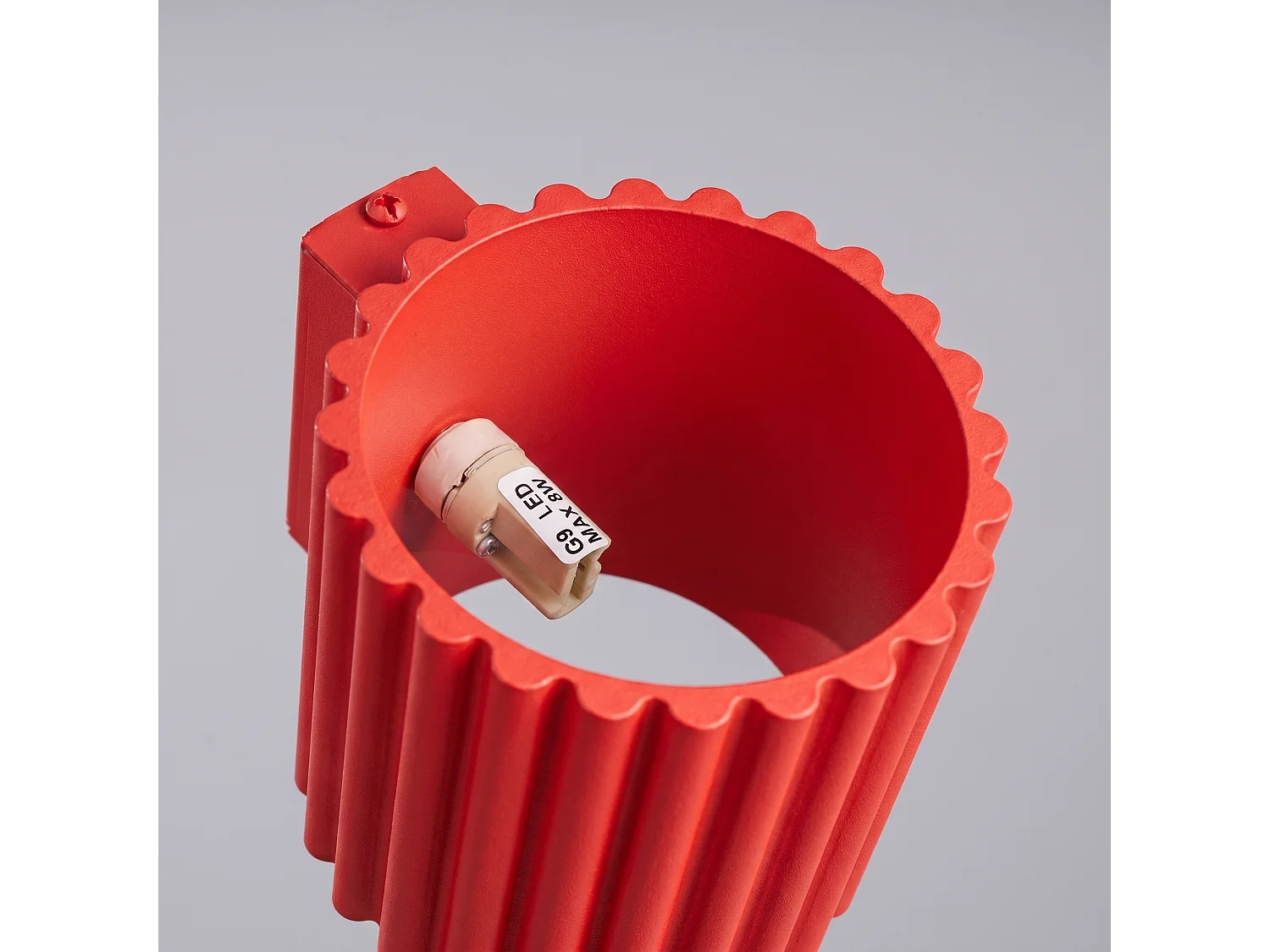 Applique minimaliste en aluminium - 1 sources lumineuses - L.10 x H.10 cm - rouge