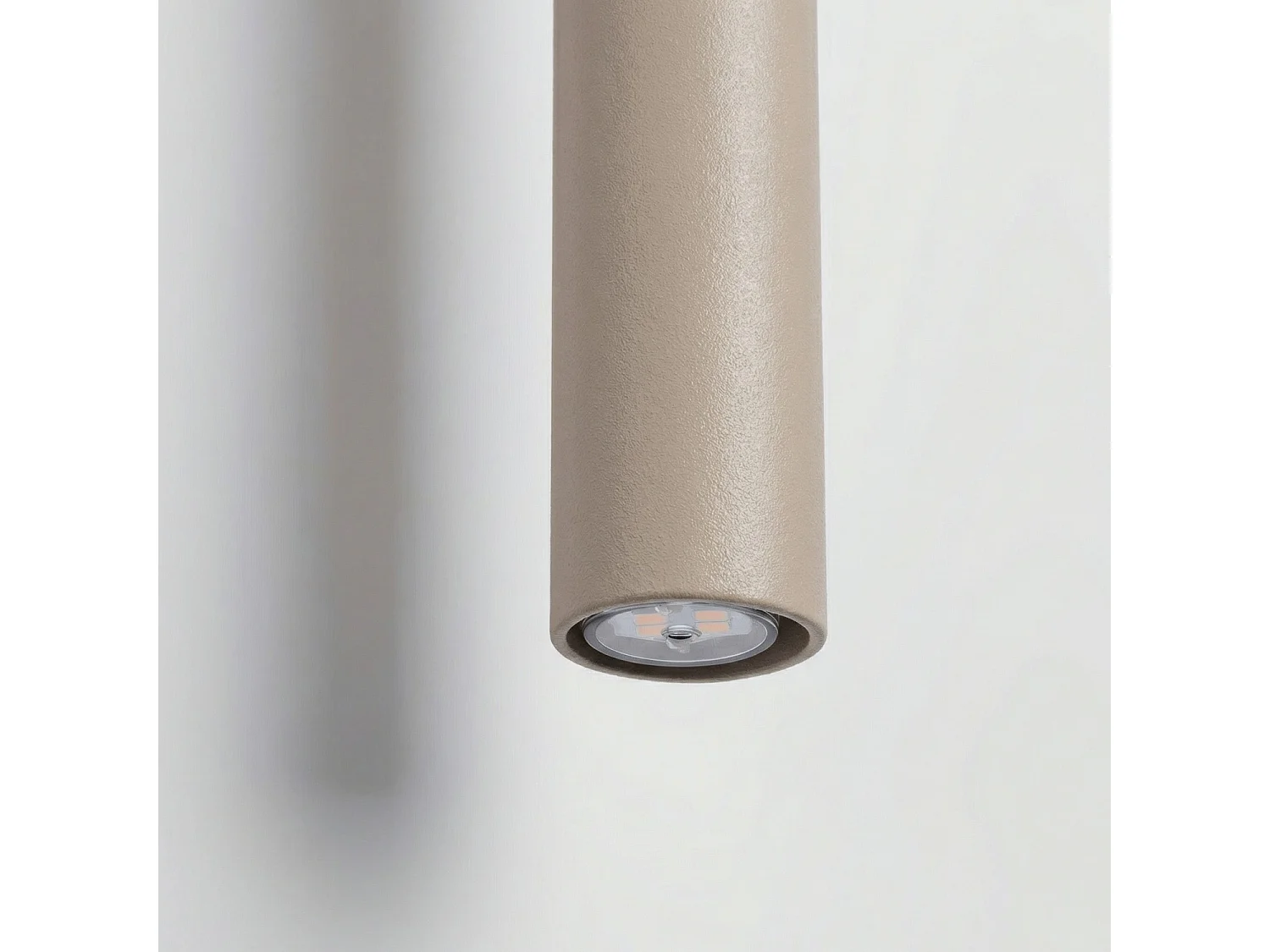 Applique moderne en acier - 2 sources lumineuses - L.2,5 x H.50 cm - taupe