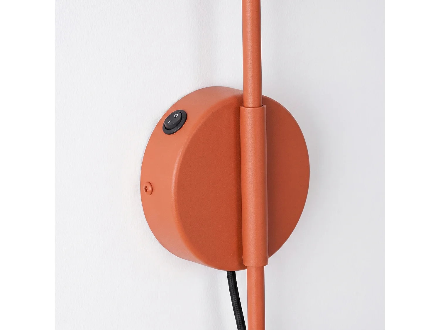Appliques NOX moderne en acier - 1 sources lumineuses - L.14 x H.30 cm - ocre rouge