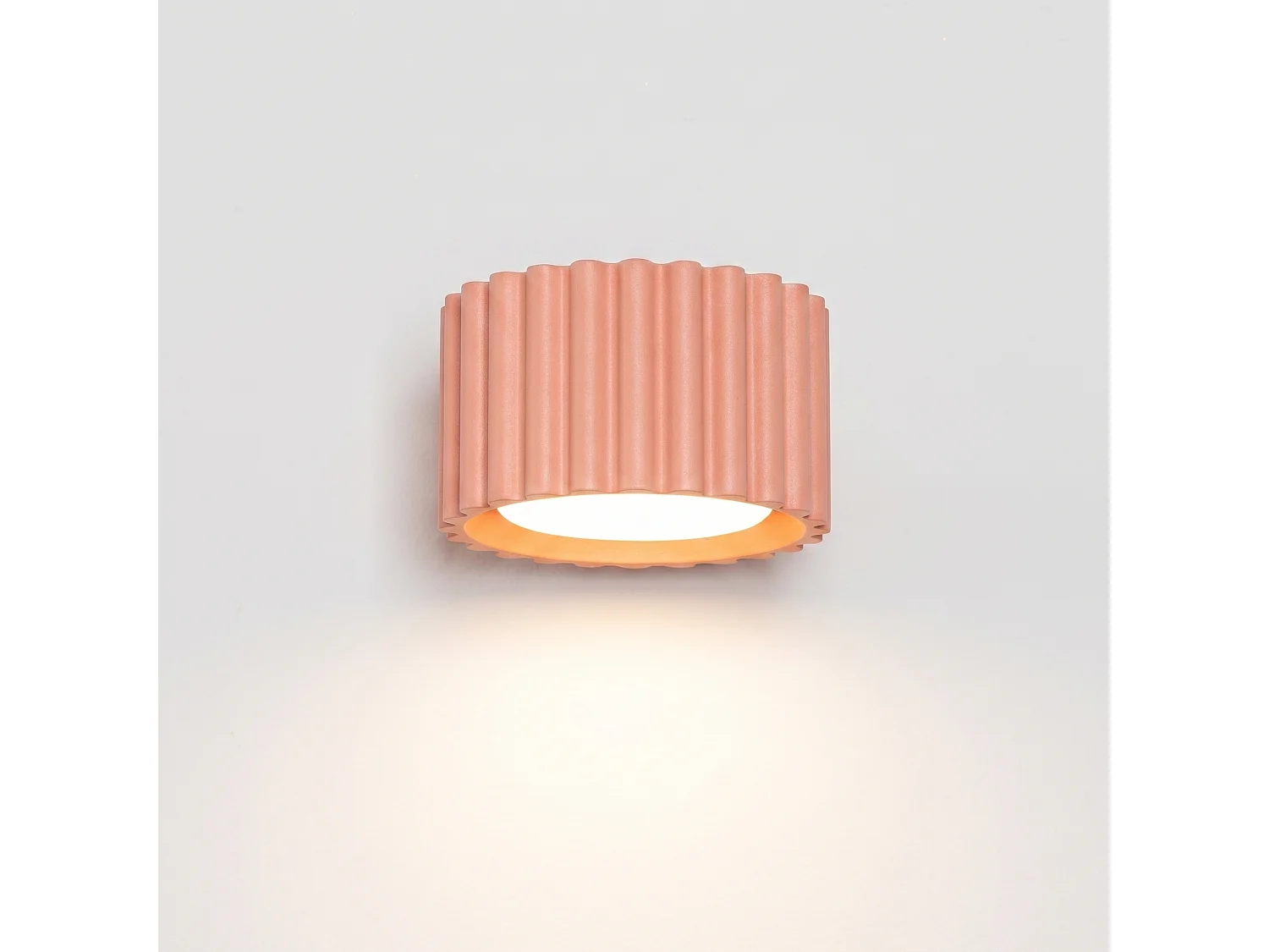 Applique minimaliste en aluminium - 1 sources lumineuses - L.10 x H.6 cm - pêche