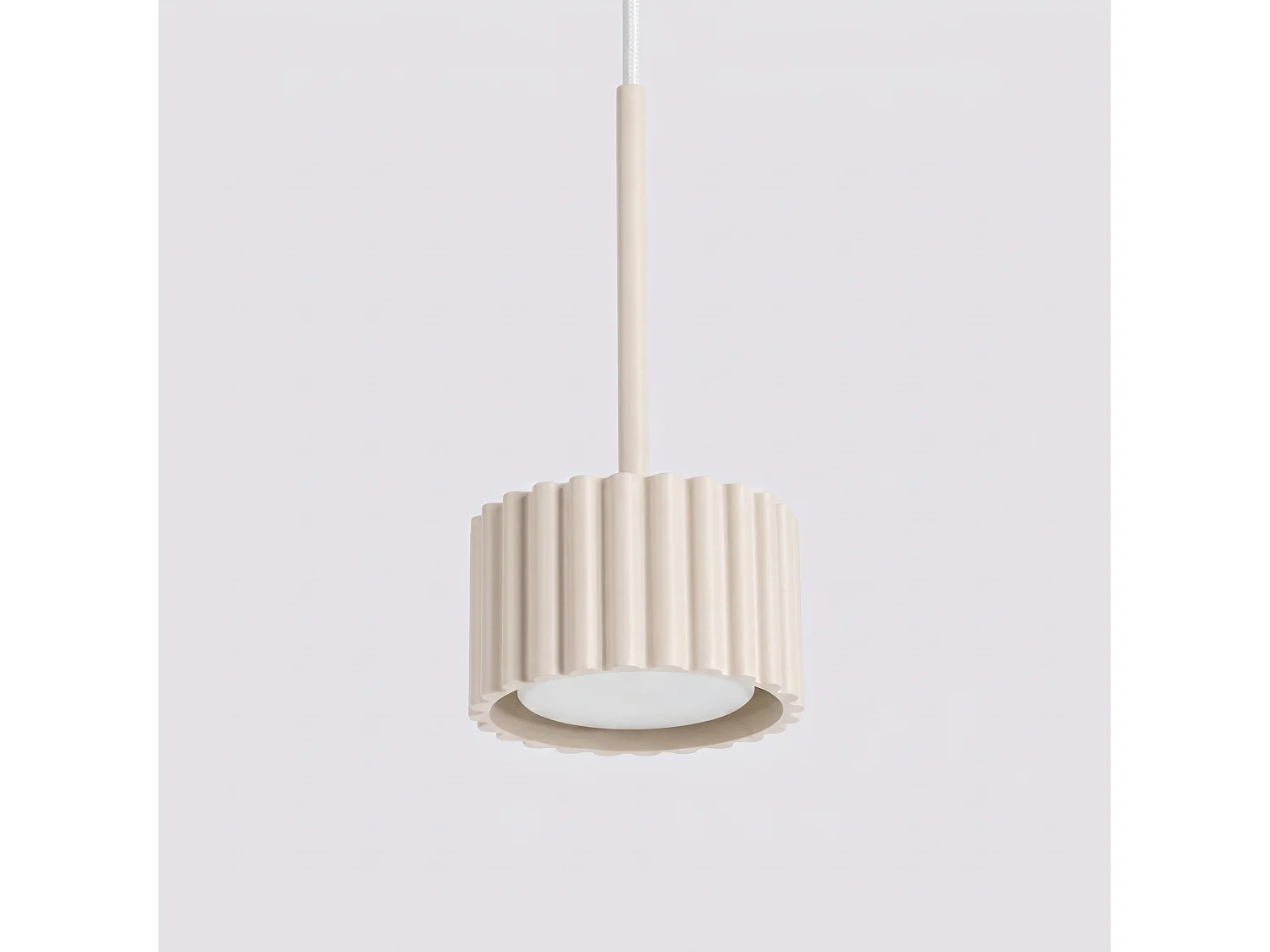 Lampe suspendue minimaliste en aluminium - 1 sources lumineuses - L.10 x H.125 cm - beige