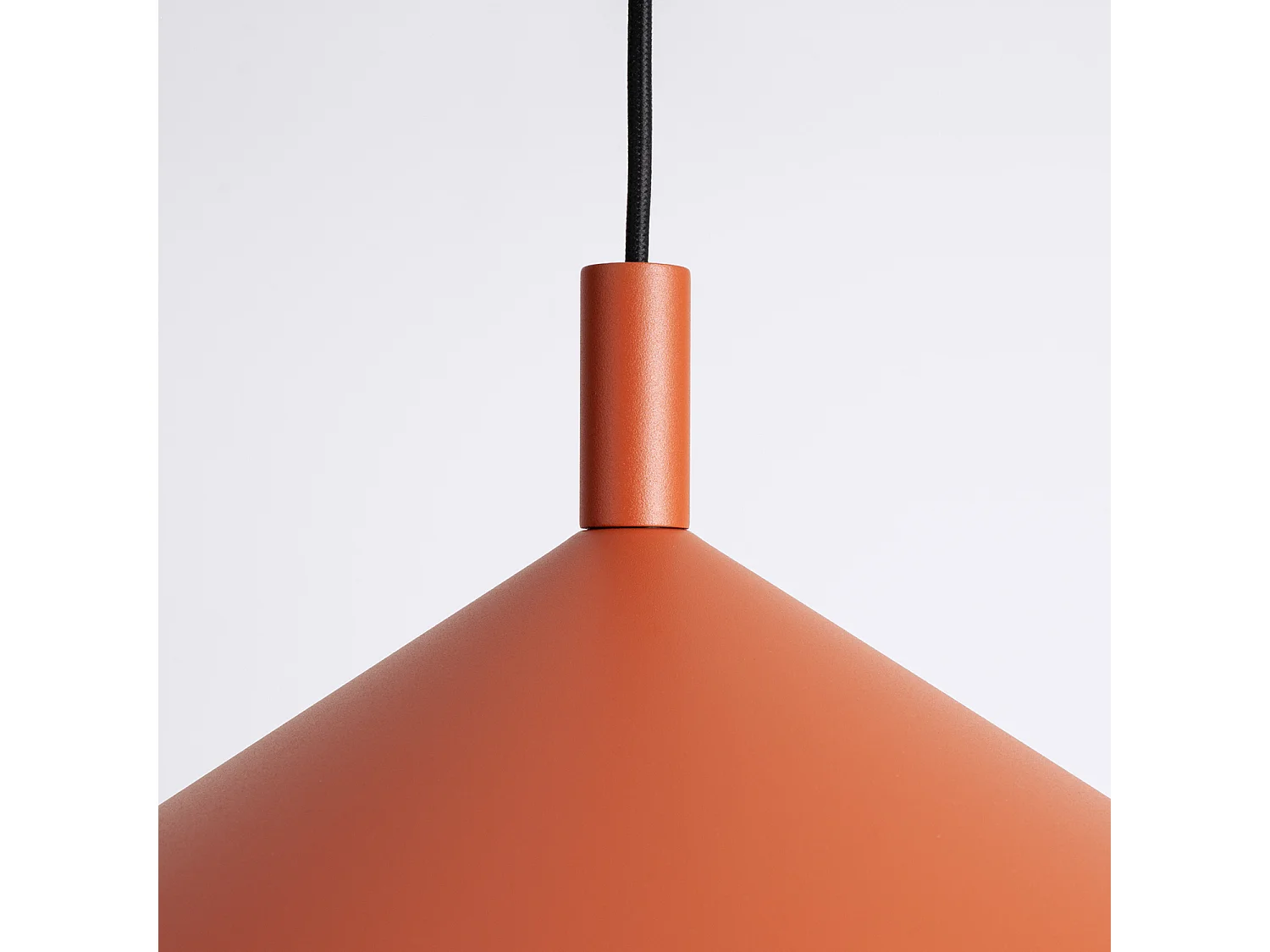 Lampes suspendues NOX moderne en acier - 1 sources lumineuses - L.40 x H.135 cm - ocre rouge