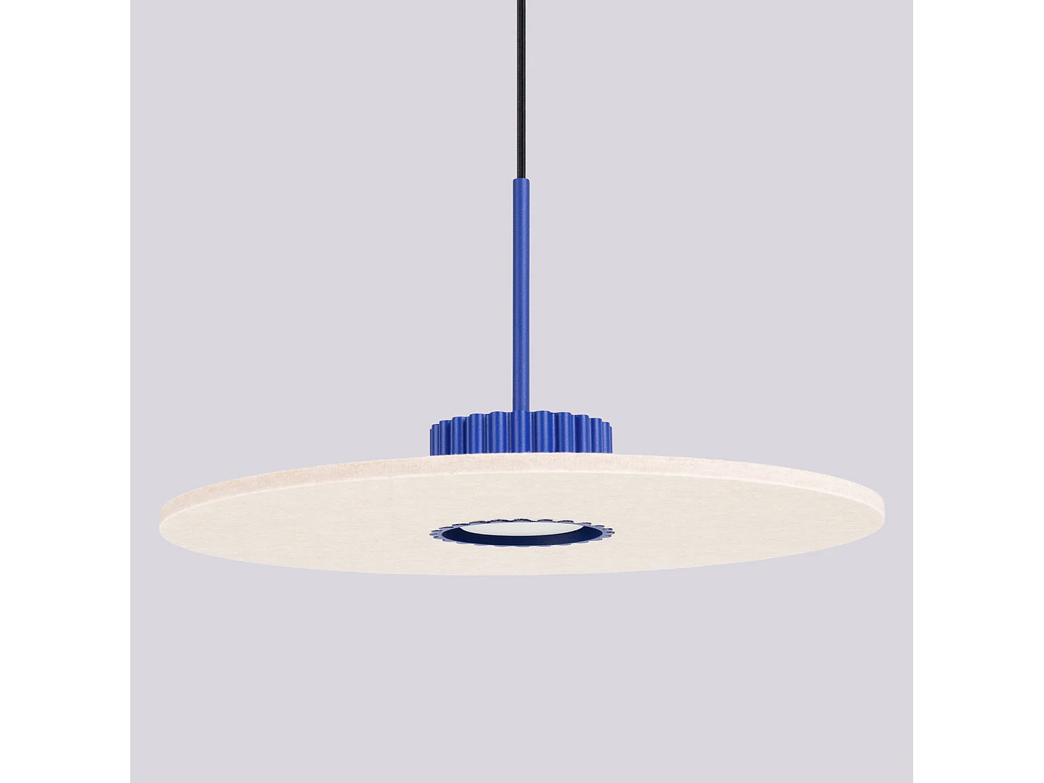Hanglampen OVO minimalistisch van  - 1 lichtbronnen - L.40 x H.125 cm - ultramarijn/beige