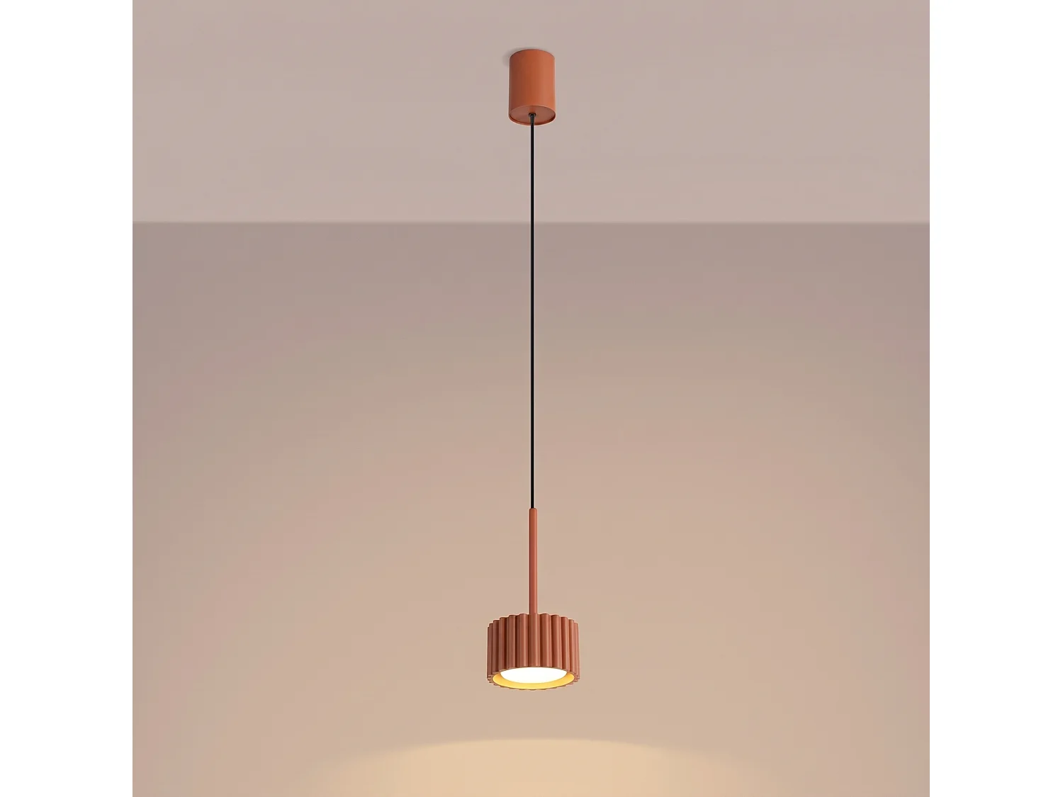Lampes suspendues AURA minimaliste en aluminium - 1 sources lumineuses - L.10 x H.125 cm - ocre rouge