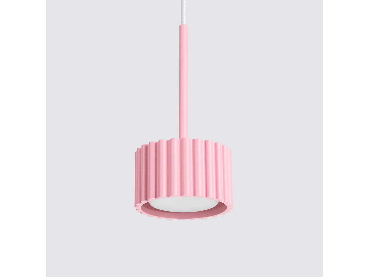 Lampe suspendue minimaliste en aluminium - 1 sources lumineuses - L.10 x H.125 cm - rose