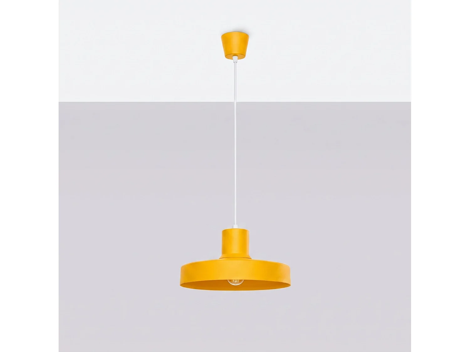 Lampe suspendue moderne en acier - 1 sources lumineuses - L.35 x H.120 cm - jaune