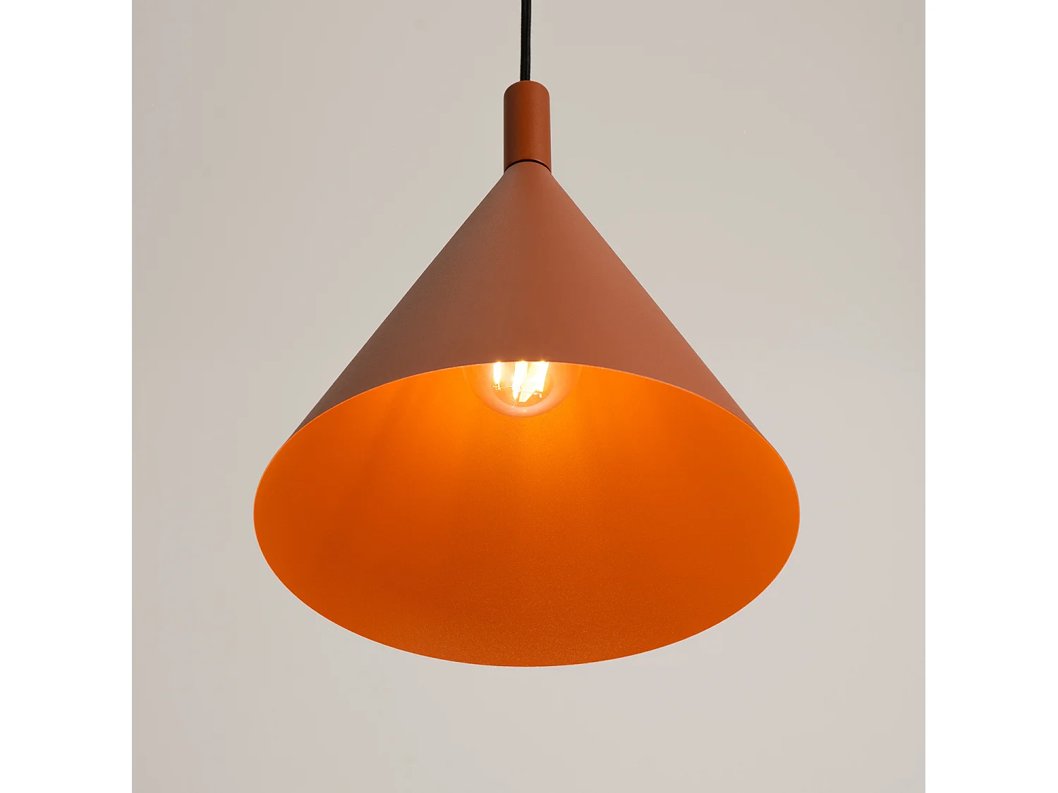 Lampes suspendues NOX moderne en acier - 1 sources lumineuses - L.24,5 x H.140 cm - ocre rouge
