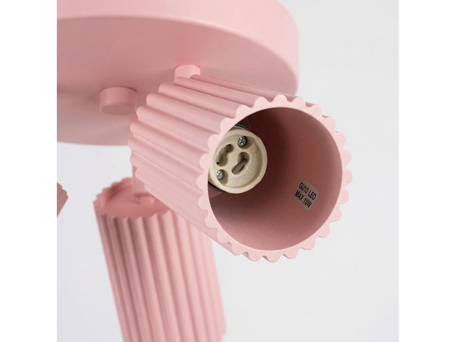 Plafonnier minimaliste en aluminium - 3 sources lumineuses - L.19,5 x H.18 cm - rose