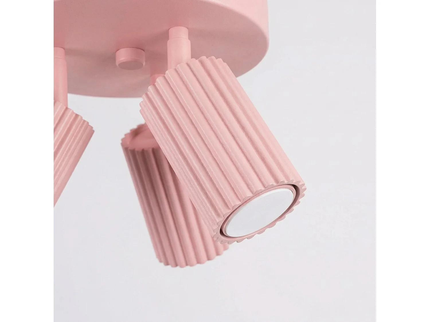 Plafonnier minimaliste en aluminium - 3 sources lumineuses - L.19,5 x H.18 cm - rose